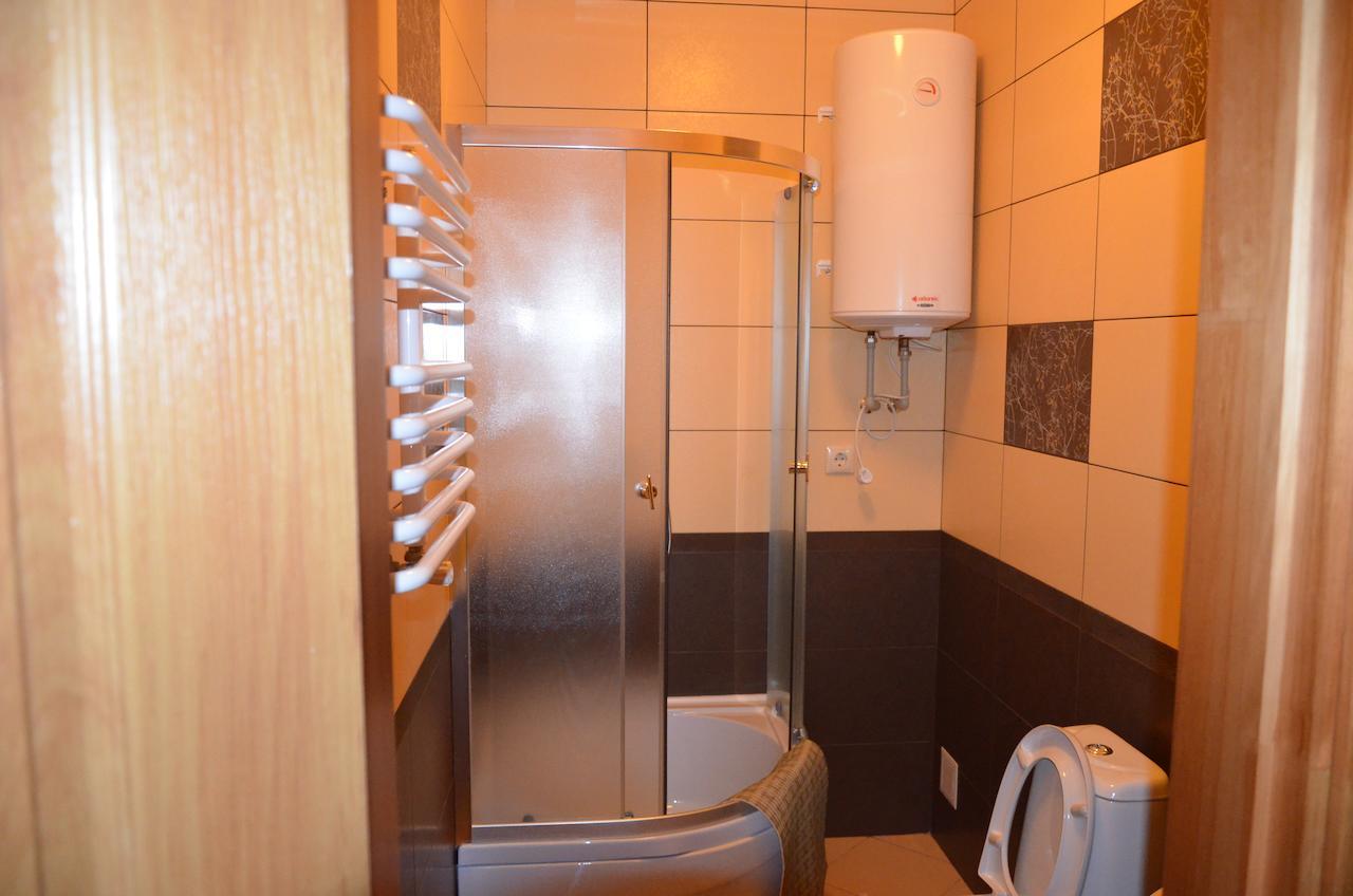 Atlant Hotel Ostroh Kamer foto